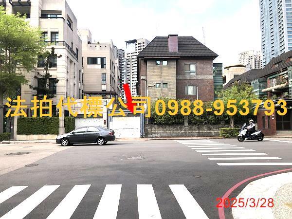 台中南屯透天拍賣-2